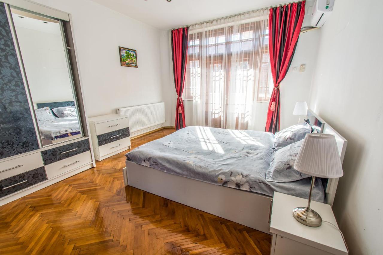 Apartment Faryna บูคาเรสต์ ภายนอก รูปภาพ
