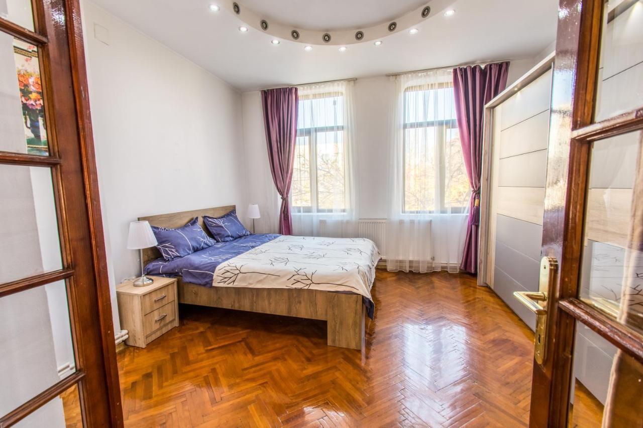 Apartment Faryna บูคาเรสต์ ภายนอก รูปภาพ
