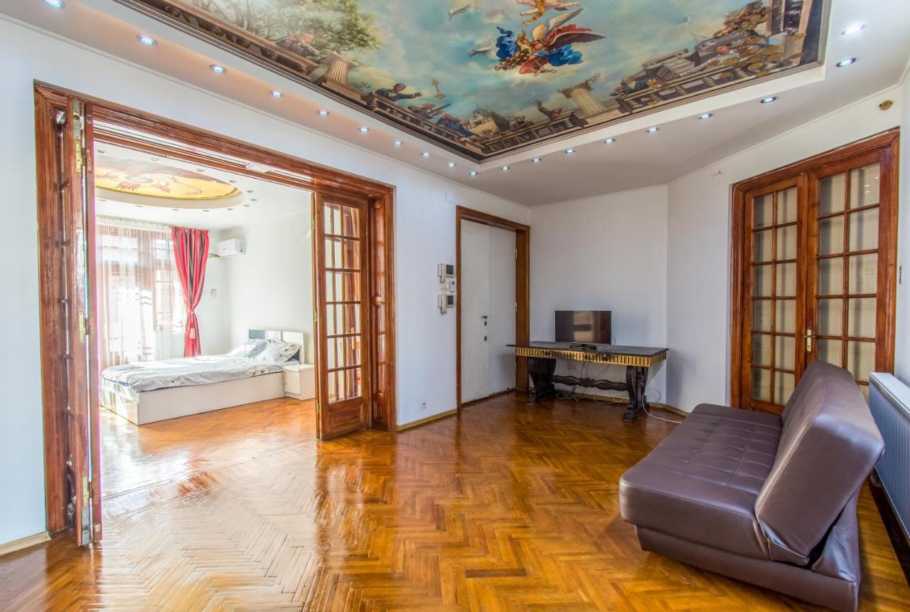 Apartment Faryna บูคาเรสต์ ภายนอก รูปภาพ