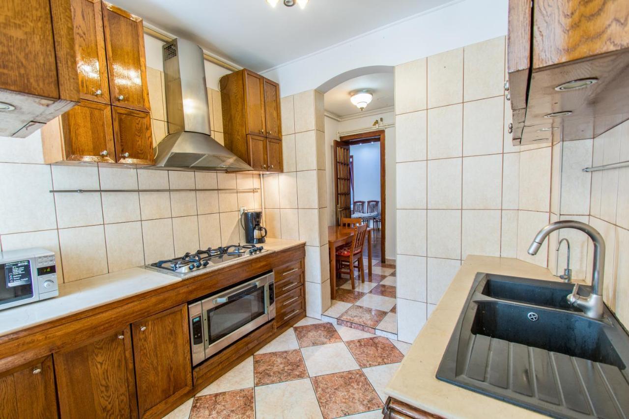 Apartment Faryna บูคาเรสต์ ภายนอก รูปภาพ